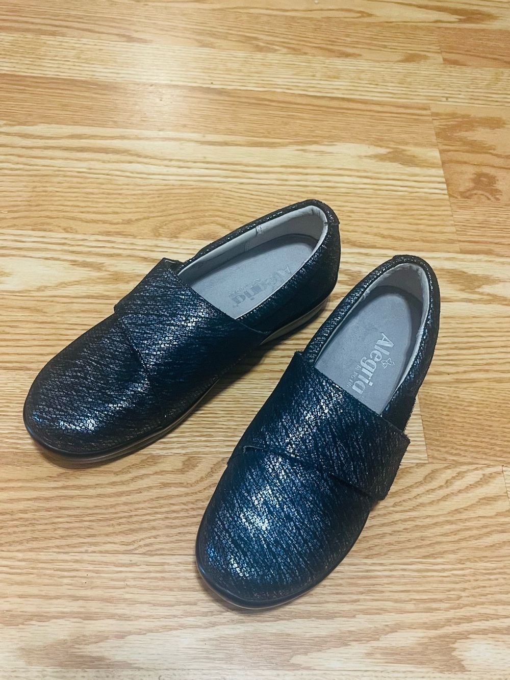Alegria Women's Lauryn Blue Metallic Leather LAU-853 Comfort Shoes Size 37 7-7.5